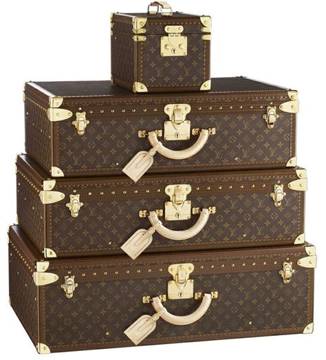 lv luggage box